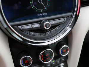 20181.5T COOPER CABRIO ˇg(sh) п؅^(q)