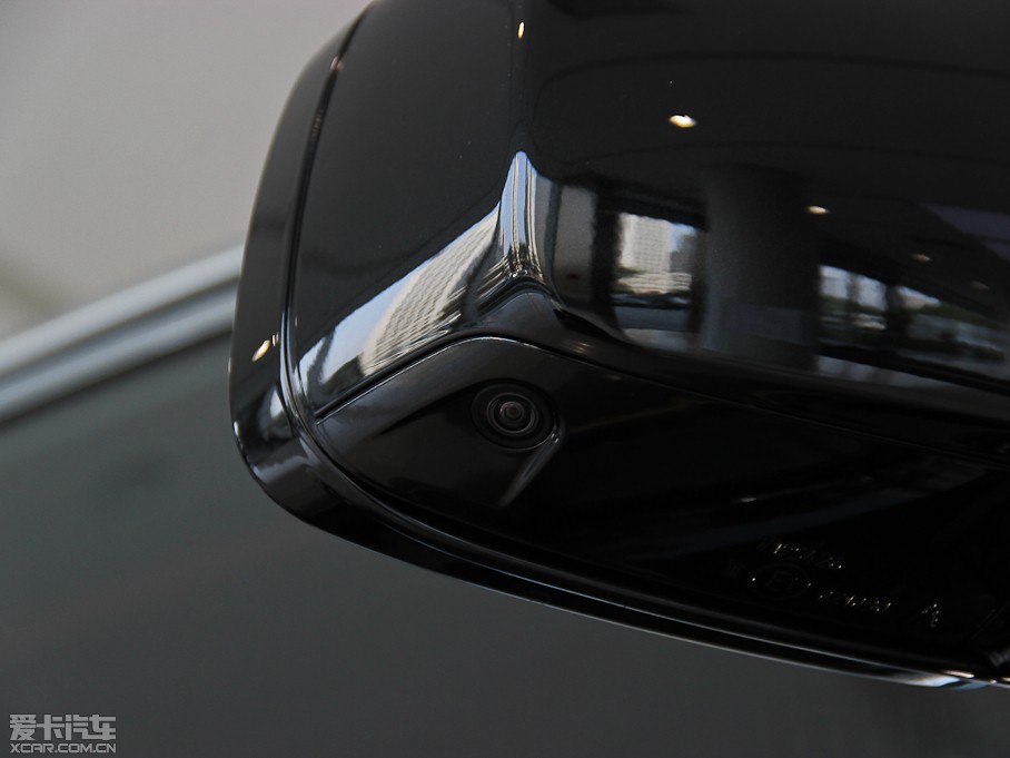 2013���Ӱ 6.7L ���L��