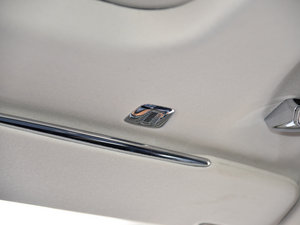 2015Series II L п؅^