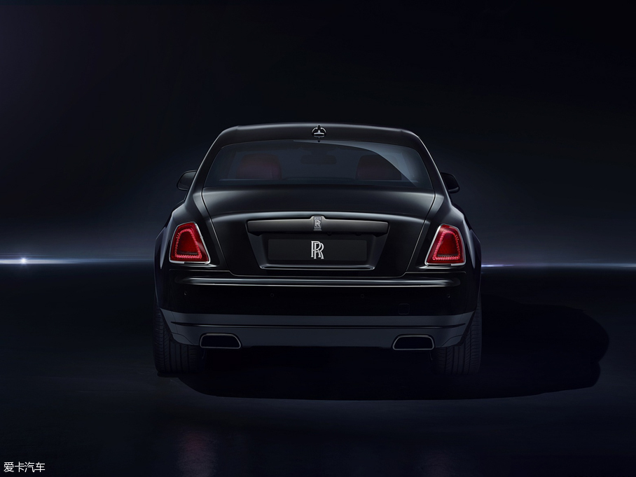 2016˼ Black Badge Edition