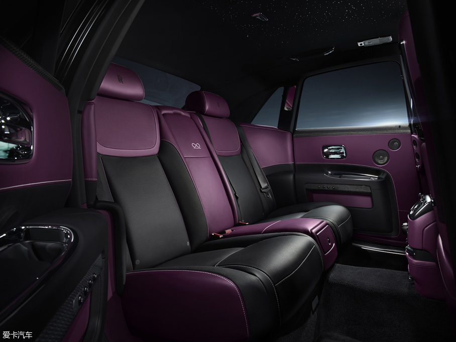 2016˼ Black Badge Edition