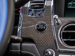 2017Black Badge п؅^