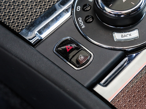 2017Black Badge п؅^