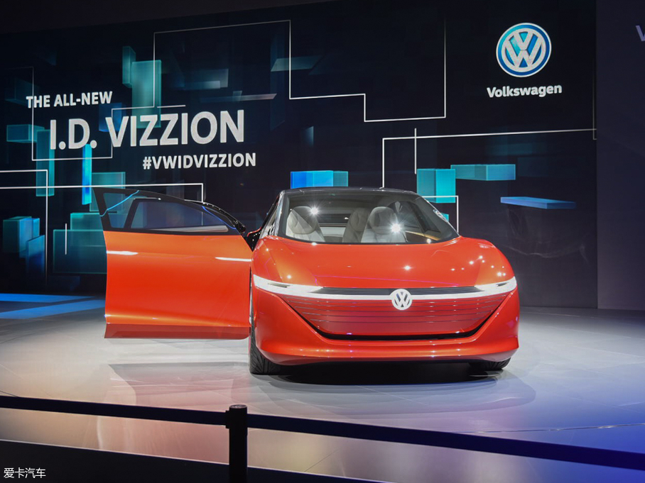 2018���I.D.Vizzion ����܇