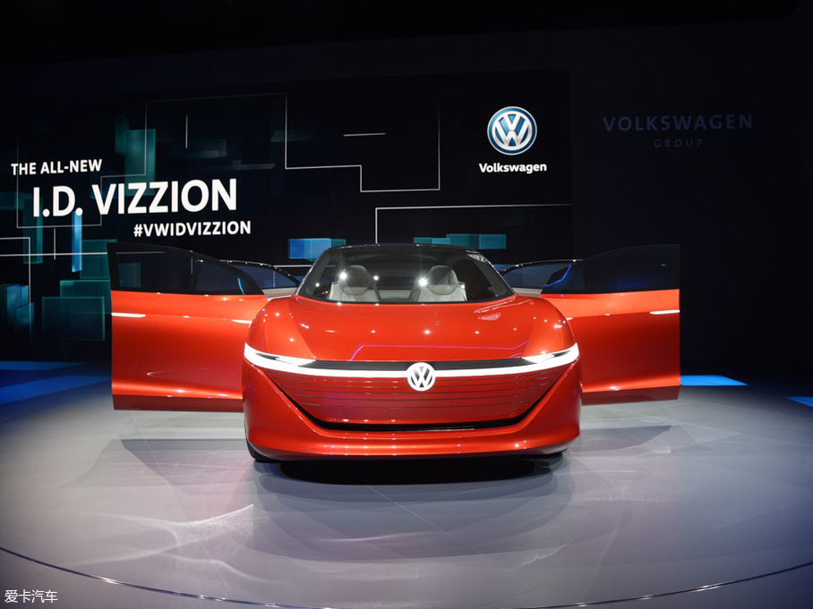 2018���I.D.Vizzion ����܇