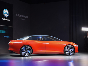 2018�����܇ ���w���^