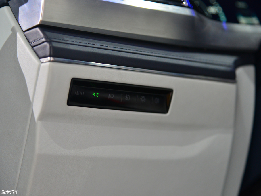 2018Atlas Cross Sport Concept