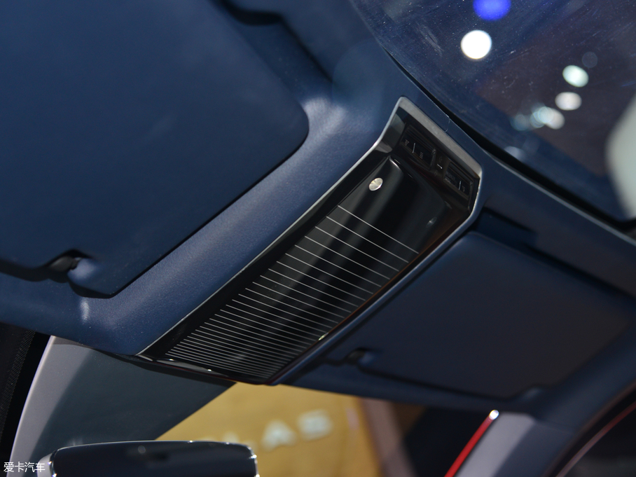 2018Atlas Cross Sport Concept