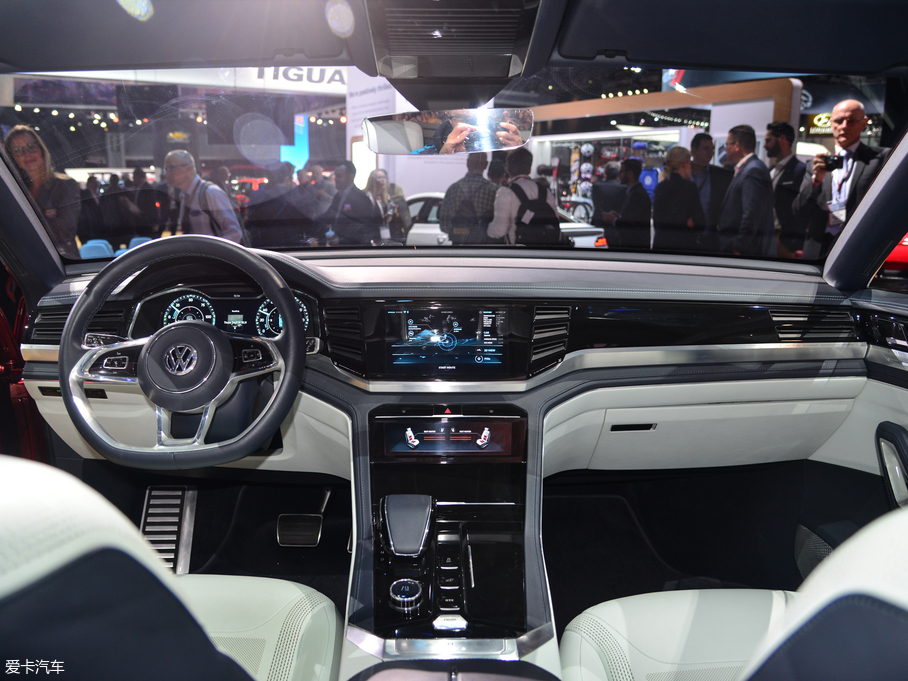 2018Atlas Cross Sport Concept