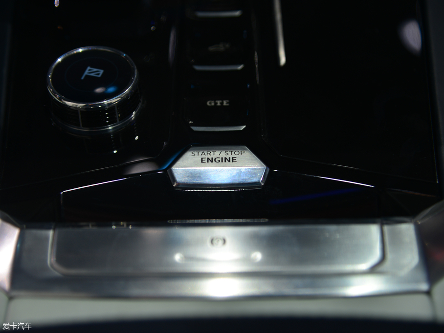 2018Atlas Cross Sport Concept