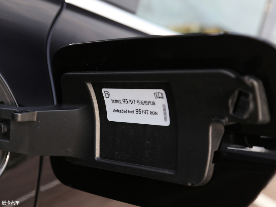 2019;J 3.0TSI Jǰ V