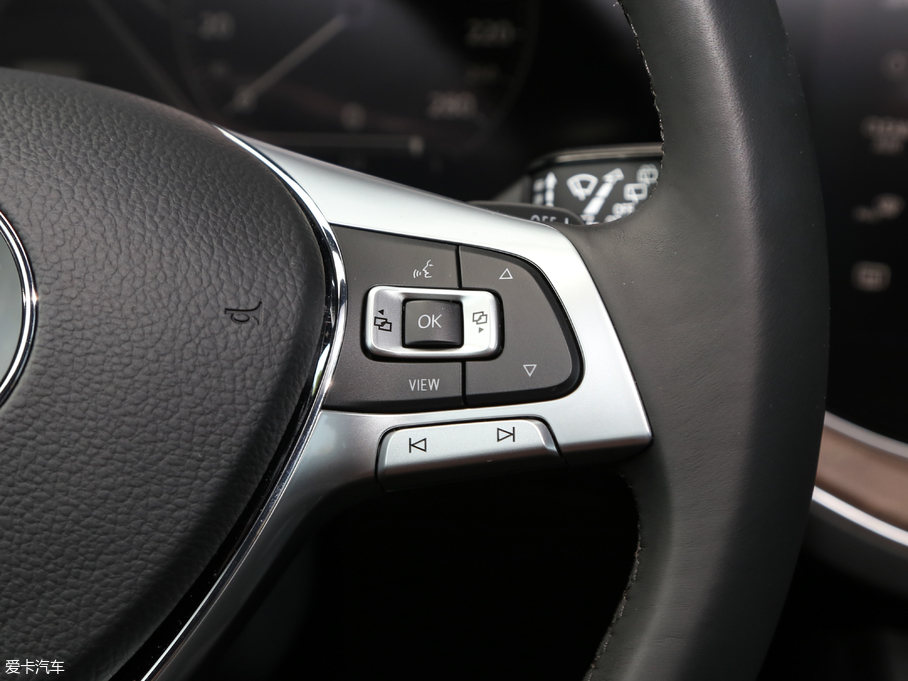 2019;J 3.0TSI Jǰ (gu)V