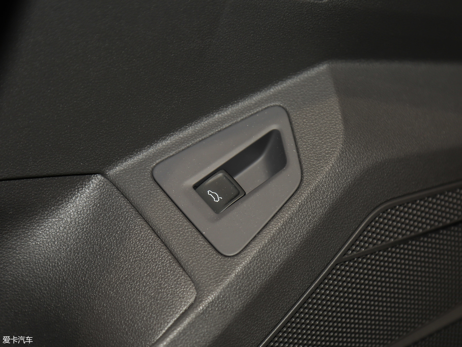 2019;J 3.0TSI Jh (gu)V