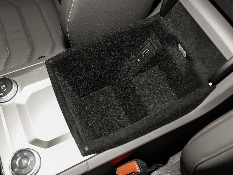 2019;J 3.0TSI Jh (gu)V