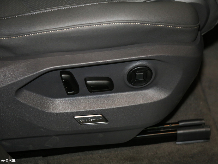 2019;J 2.0TSI J (gu)V