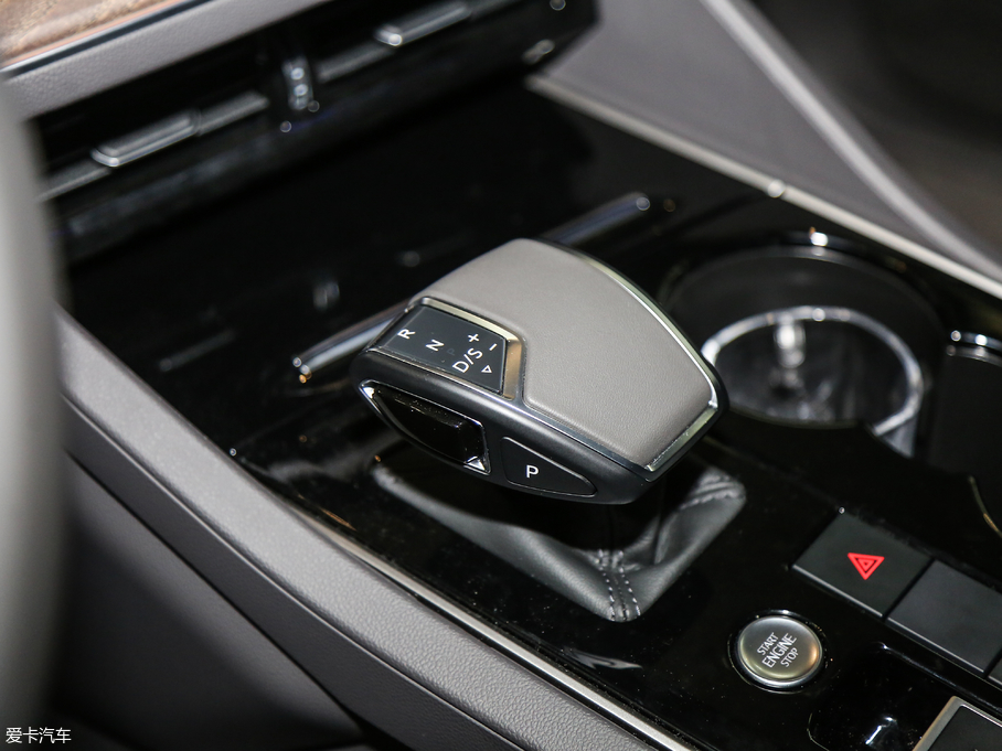 2019;J 2.0TSI J (gu)V