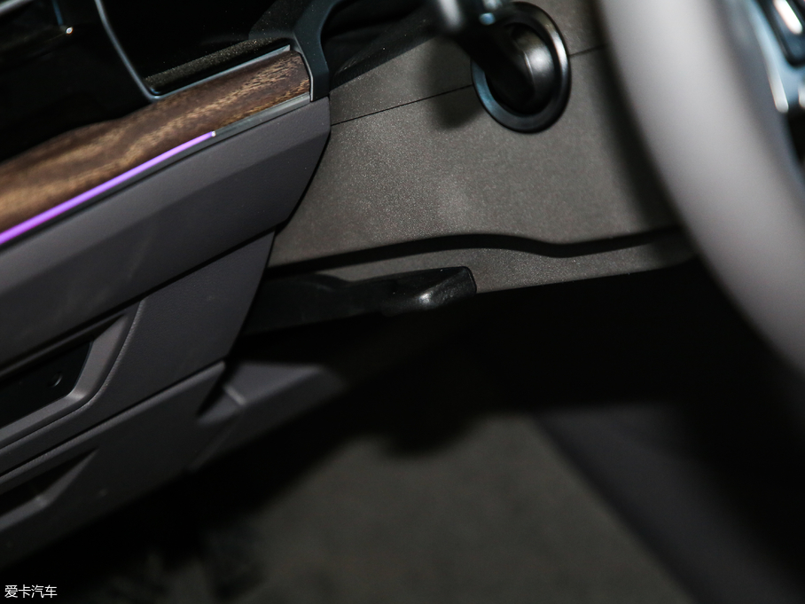 2019;J 3.0TSI Jh (gu)V