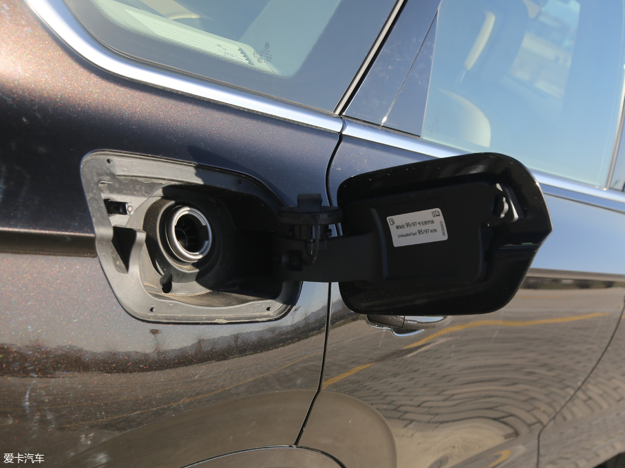 2019;J 3.0TSI Jǰ V