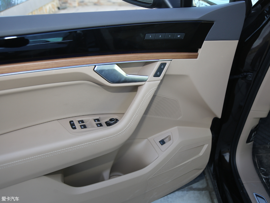 2019;J 3.0TSI Jǰ (gu)V