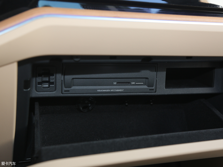 2019;J 3.0TSI Jǰ (gu)V