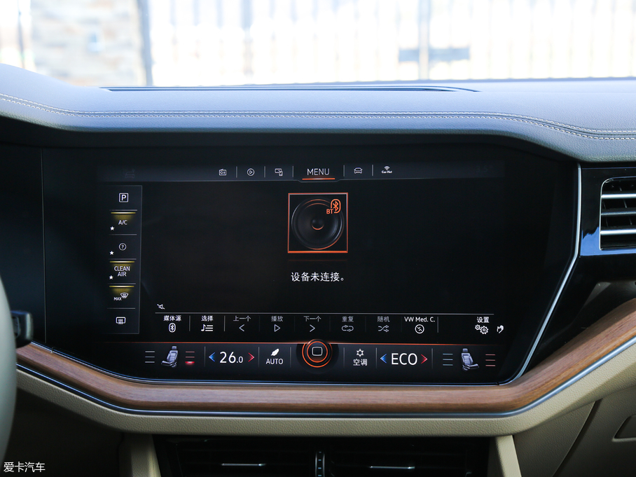 2019;J 3.0TSI Jǰ V