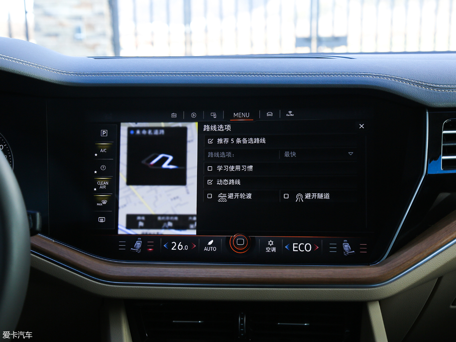 2019;J 3.0TSI Jǰ V