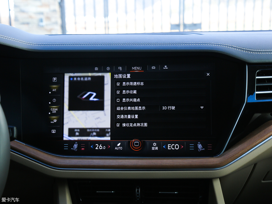 2019;J 3.0TSI Jǰ V