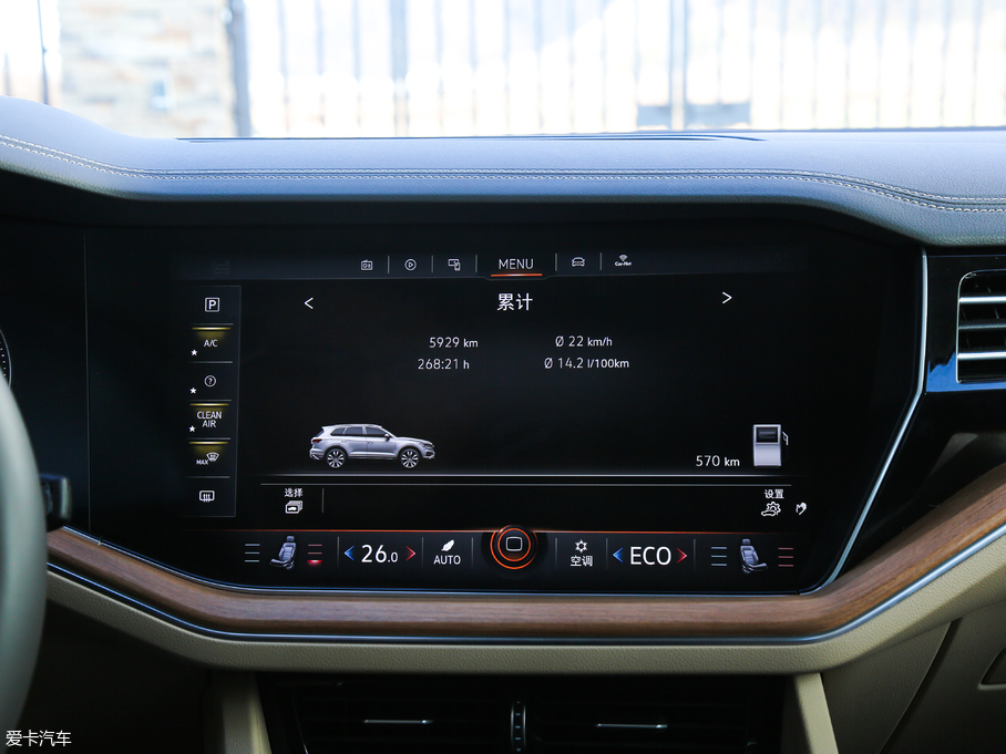 2019;J 3.0TSI Jǰ V