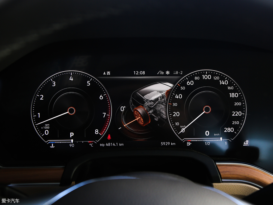 2019;J 3.0TSI Jǰ V