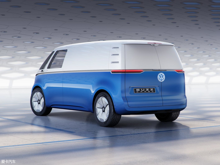 2019���ID. Buzz Cargo