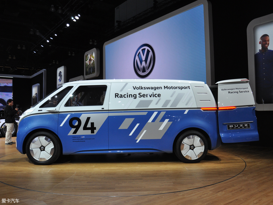 2019���ID. Buzz Cargo