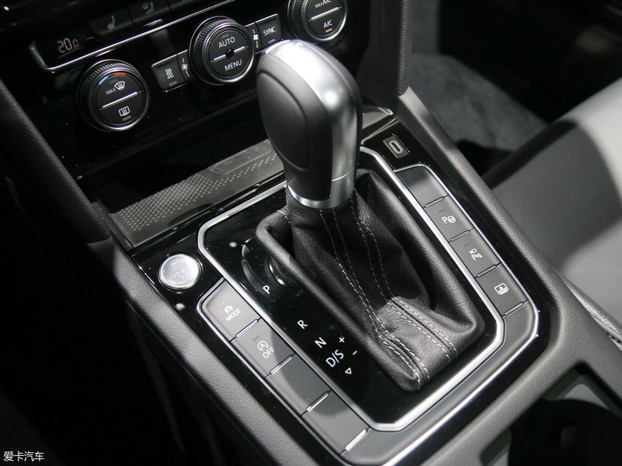 2020��Passat R-Line