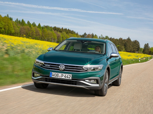 2020��Alltrack ���w���^