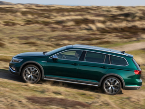 2020��Alltrack ���w���^