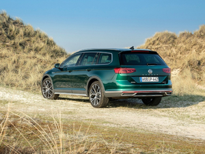 2020��Alltrack ���w���^