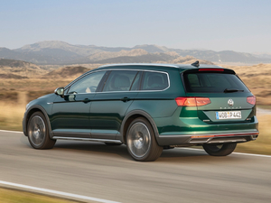 2020��Alltrack ���w���^