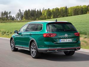 2020��Alltrack ���w���^