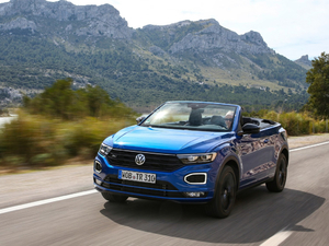 2019��Cabriolet R-Line ���w���^