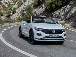 2019��Cabriolet R-Line ���w���^