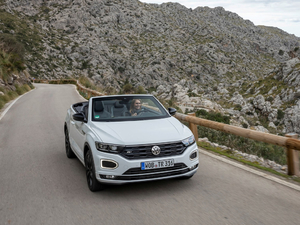 2019��Cabriolet R-Line ���w���^