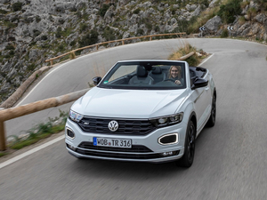 2019��Cabriolet R-Line ���w���^