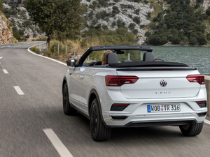 2019��Cabriolet R-Line ���w���^