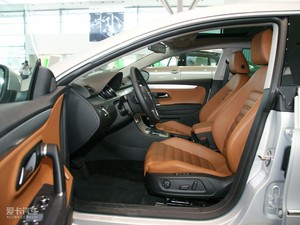 2009款3.6L 舒适版 前排空间