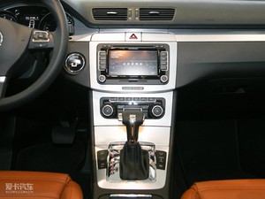 2009款3.6L 舒适版 中控台