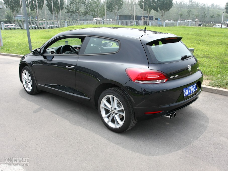 2010п 2.0TSI \Ӱ