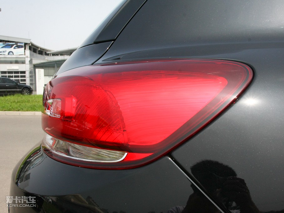 2010п 2.0TSI \(yn)(dng)