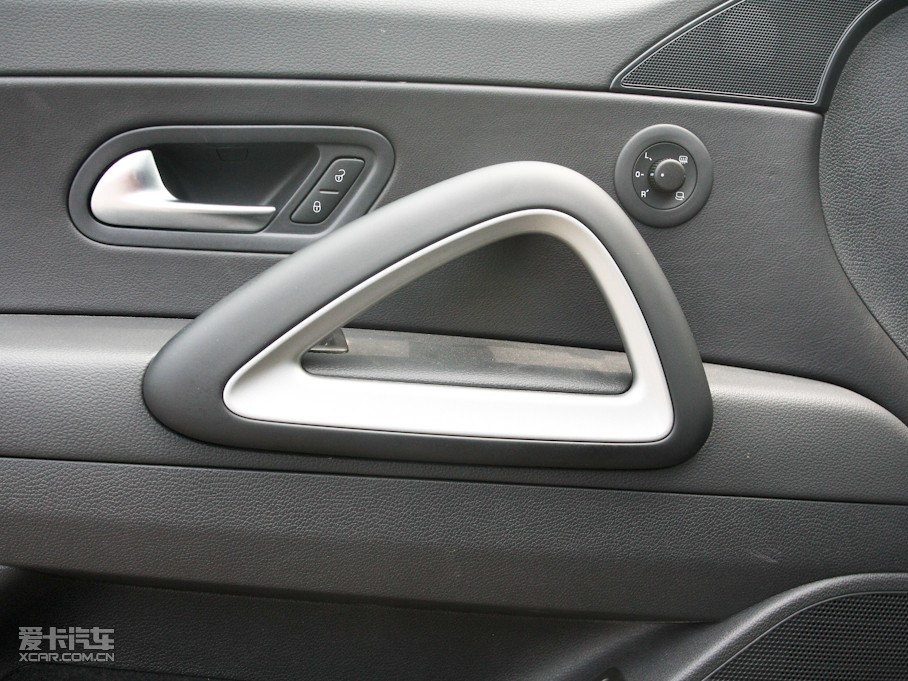 2010п 2.0TSI \(yn)(dng)