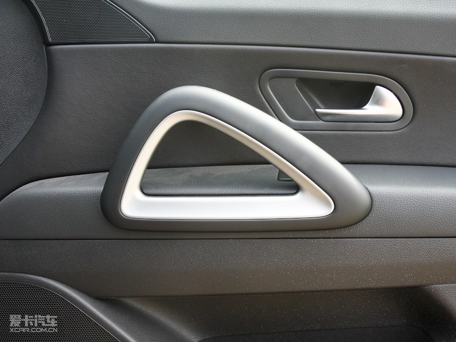 2010п 2.0TSI \(yn)(dng)