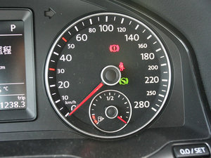 20102.0TSI \Ӱ п؅^