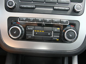 20102.0TSI \Ӱ п؅^